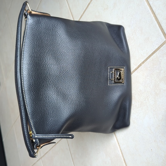 Sac Bandoulière Dooney & Bourke En Cuir Grainé Marine - Petit Modèle - Occasion En Excellent état